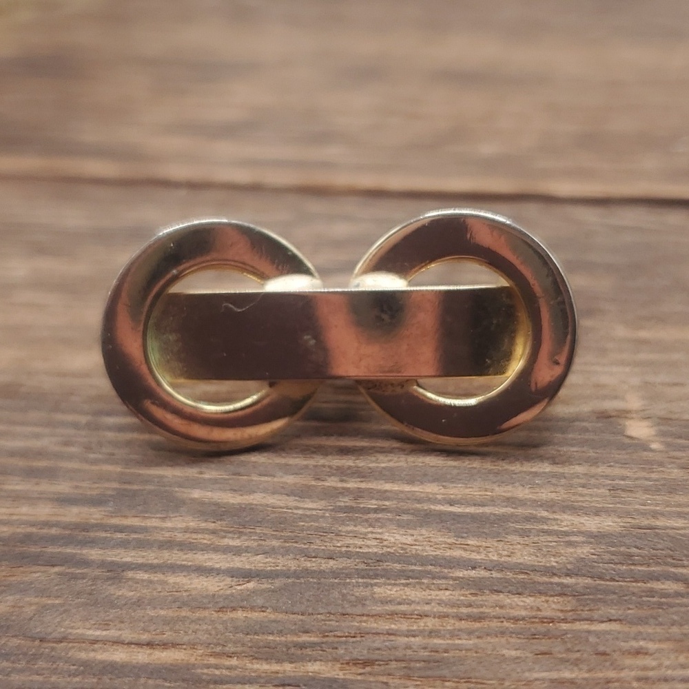High fashion knot‎ pendant